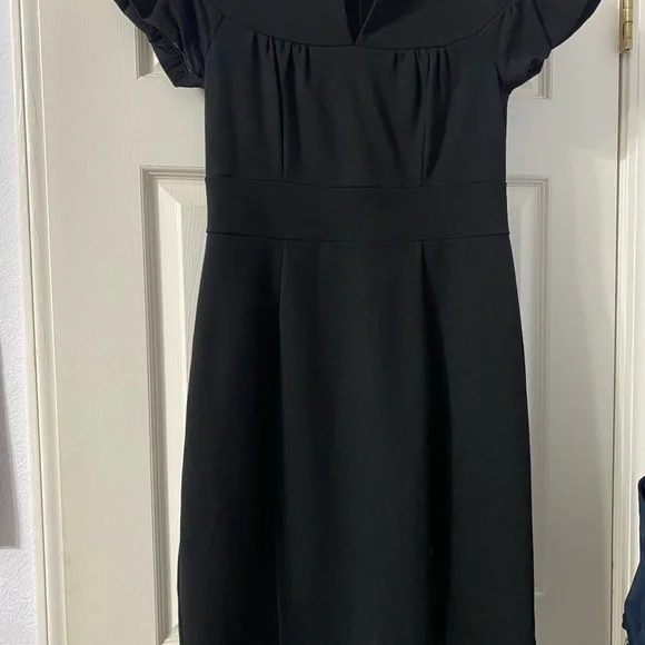 Banana Republic size 6 little black dress - Picture 5 of 9